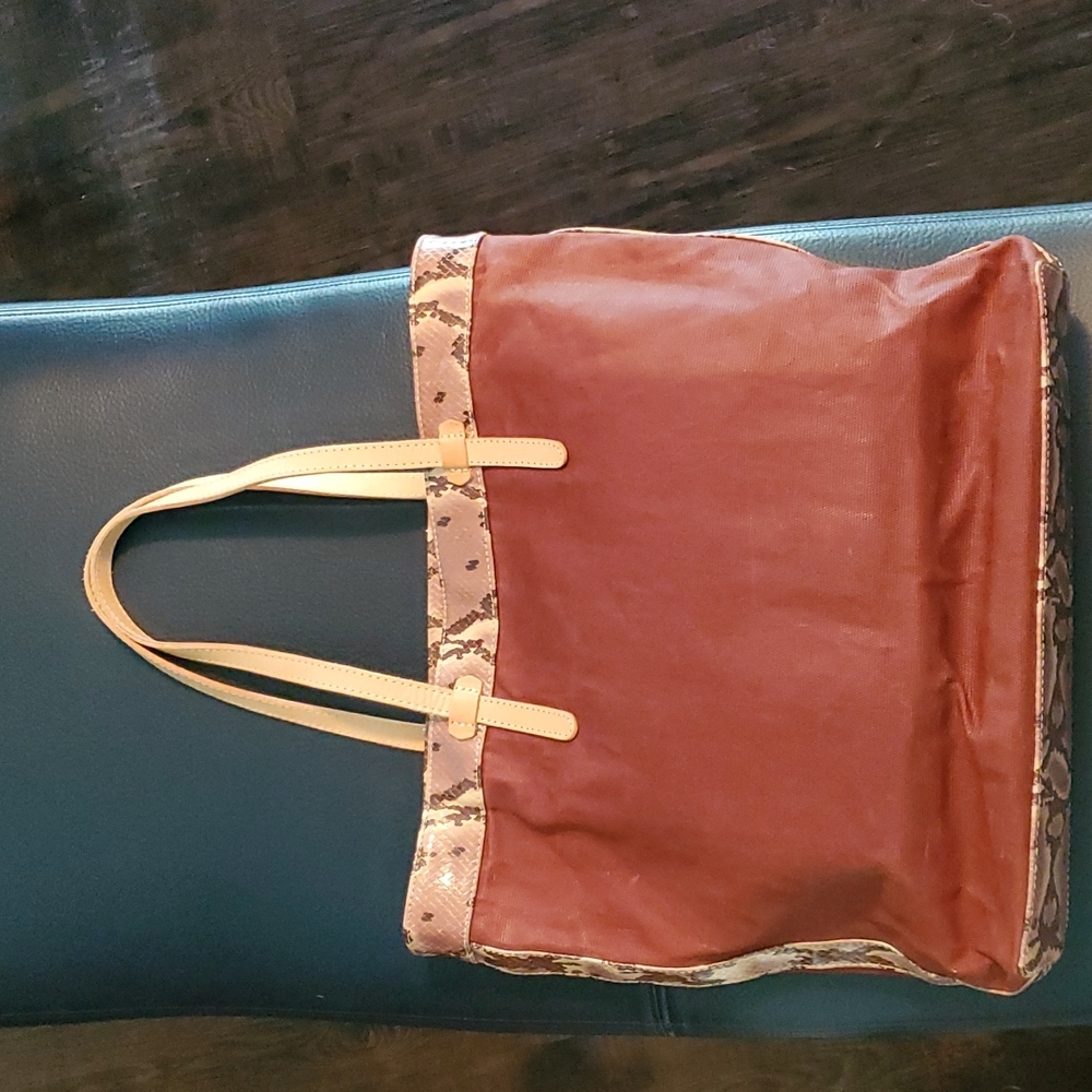 Consuela tote